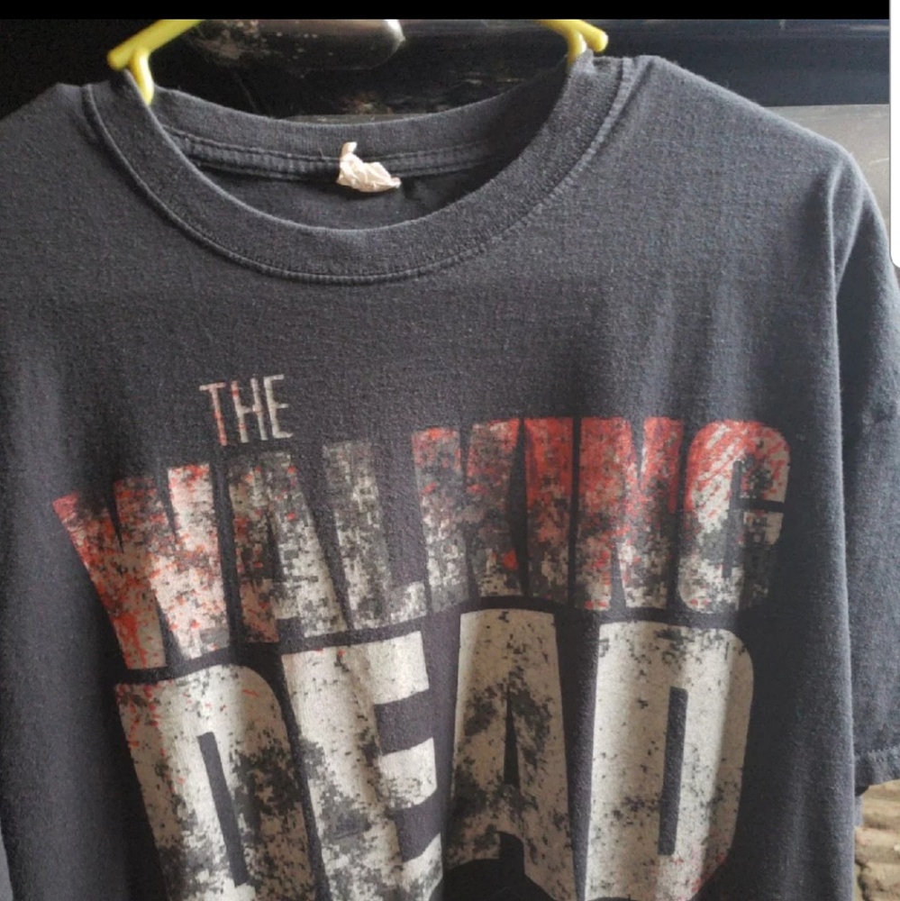 walking dead mens tshirt XL